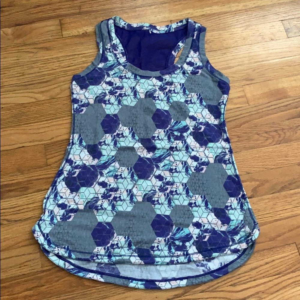 Calia by Carrie Underwood tank size XS